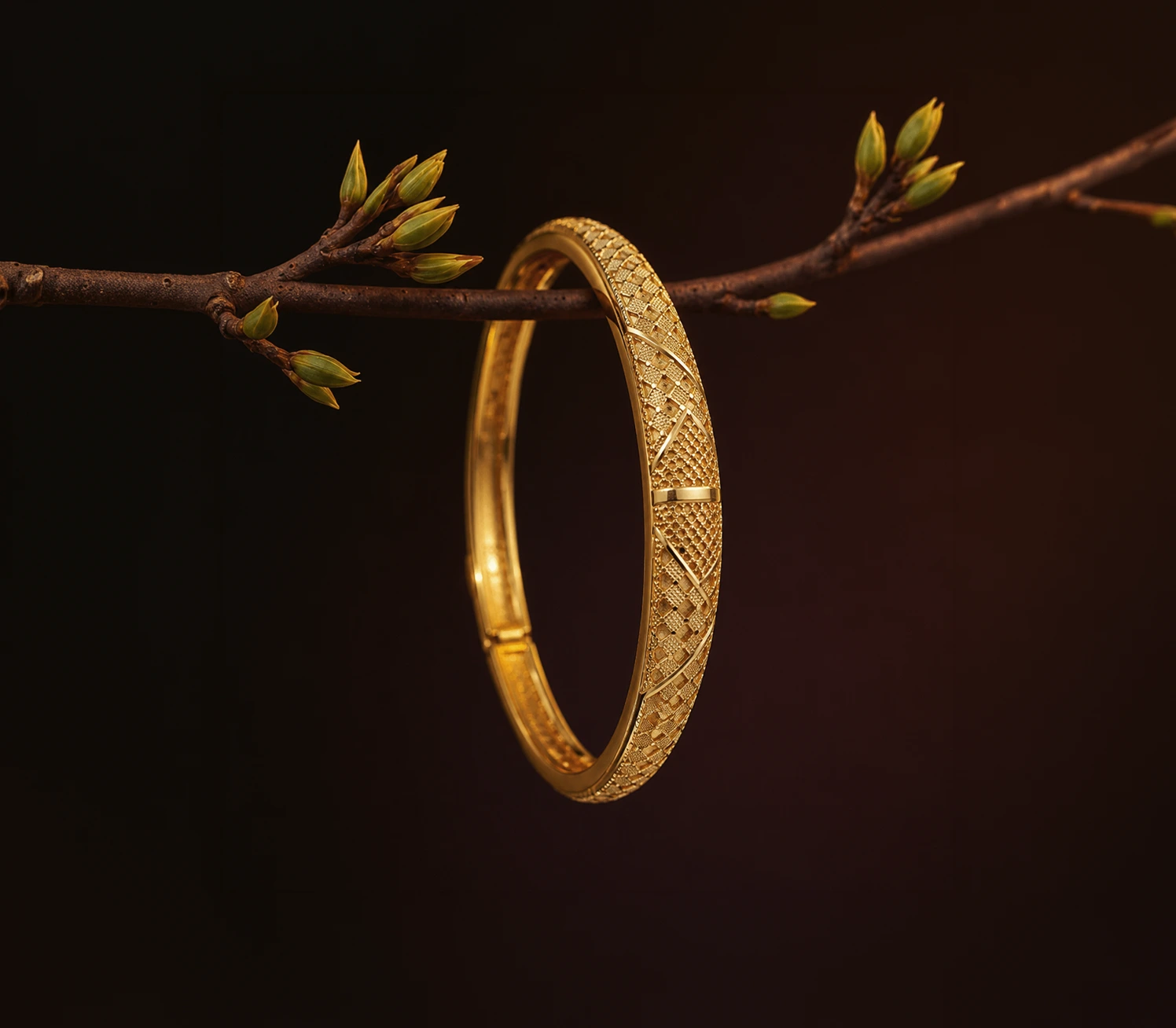 Classic Lattice Textured Bangle